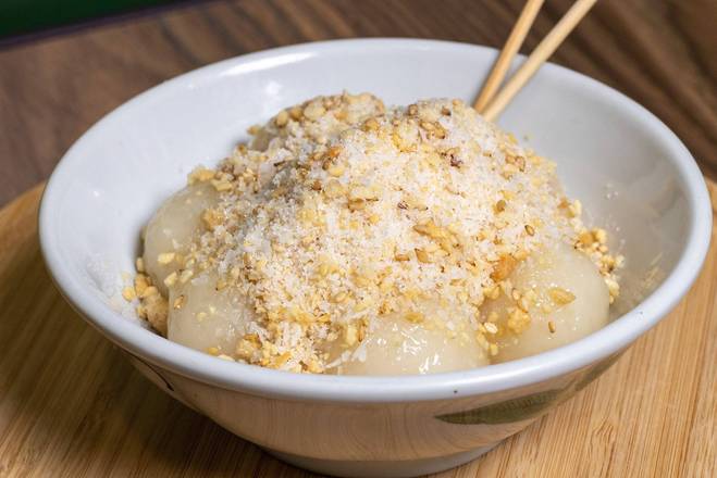 D9. Peanuts Sticky Balls 家傳古法糖不甩